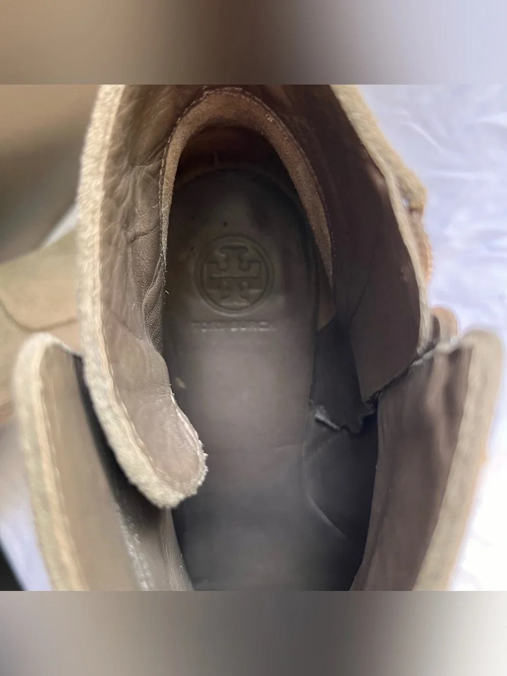 TORY BURCH | PORCINI SUEDE SABE ANKLE BOOTIES IN GRAY SIZE 9 LEATHER ROUND TOE